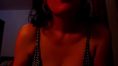 amy        online show from September 23, 2025, 10:02 pm