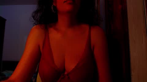 amy        online show from November 5, 2025, 11:27 pm