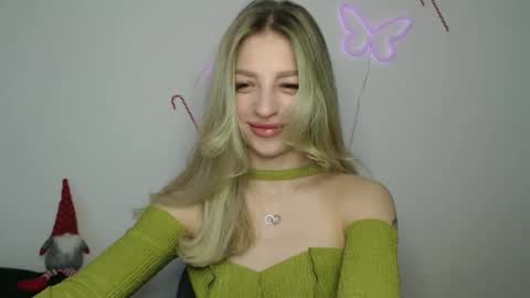 Kristina online show from December 20, 2024, 1:11 pm