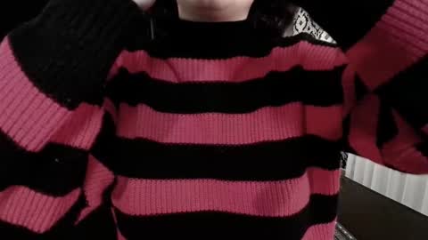 Snapshot of adeelinee chatting on October 23, 2025, 7:56 pm Ade  online show from October 23, 2025, 7:56 pm