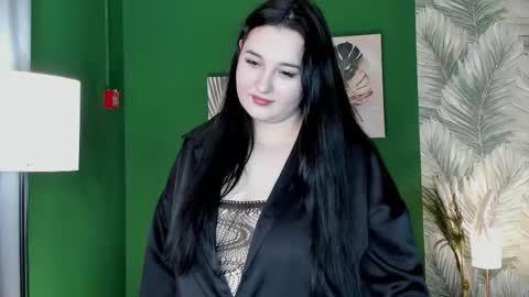Snapshot of adel_sky chatting on October 25, 2025, 11:51 am Adel online show from October 25, 2025, 11:51 am