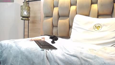 adela chase online show from January 6, 2025, 5:41 am