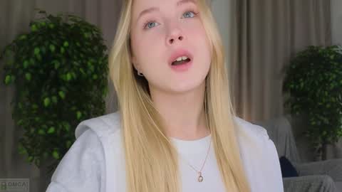 Snapshot of adele_armas chatting on December 7, 2024, 6:15 pm Adele online show from December 7, 2024, 6:15 pm