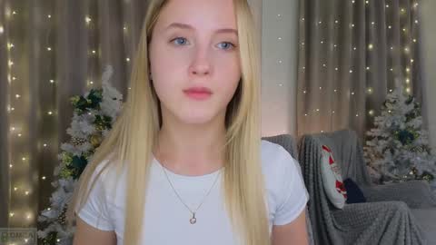 Snapshot of adele_armas chatting on December 14, 2024, 12:11 am Adele online show from December 14, 2024, 12:11 am