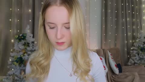 Snapshot of adele_armas chatting on December 15, 2024, 6:48 pm Adele online show from December 15, 2024, 6:48 pm