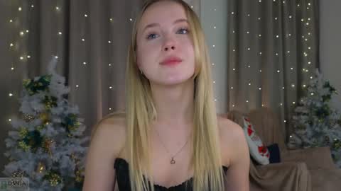 Snapshot of adele_armas chatting on December 21, 2024, 12:09 am Adele online show from December 21, 2024, 12:09 am