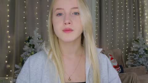 Snapshot of adele_armas chatting on January 4, 2025, 6:40 pm Adele online show from January 4, 2025, 6:40 pm