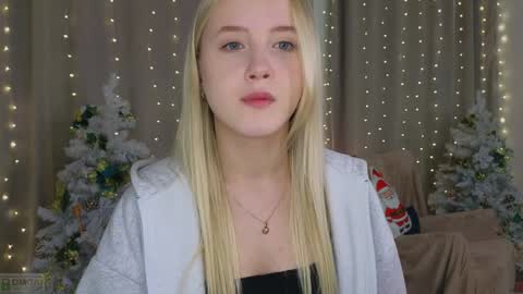 Snapshot of adele_armas chatting on January 4, 2025, 9:41 pm Adele online show from January 4, 2025, 9:41 pm