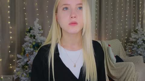 Snapshot of adele_armas chatting on January 7, 2025, 9:14 pm Adele online show from January 7, 2025, 9:14 pm