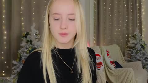 Snapshot of adele_armas chatting on January 8, 2025, 6:41 pm Adele online show from January 8, 2025, 6:41 pm