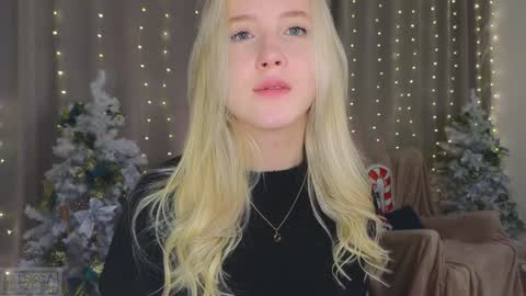 Snapshot of adele_armas chatting on January 15, 2025, 1:02 am Adele online show from January 15, 2025, 1:02 am