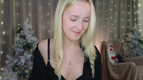 Snapshot of adele_armas chatting on January 19, 2025, 9:02 pm Adele online show from January 19, 2025, 9:02 pm