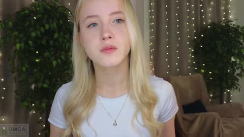 Snapshot of adele_armas chatting on February 2, 2025, 6:42 pm Adele online show from February 2, 2025, 6:42 pm