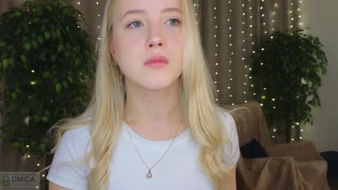 Snapshot of adele_armas chatting on February 2, 2025, 9:45 pm Adele online show from February 2, 2025, 9:45 pm