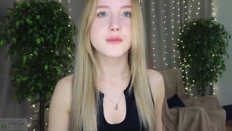 Snapshot of adele_armas chatting on February 6, 2025, 10:53 pm Adele online show from February 6, 2025, 10:53 pm