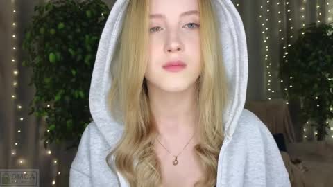 Snapshot of adele_armas chatting on February 16, 2025, 9:48 pm Adele online show from February 16, 2025, 9:48 pm