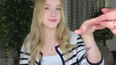 Snapshot of adele_armas chatting on February 23, 2025, 6:23 pm Adele online show from February 23, 2025, 6:23 pm