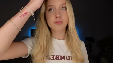 Adele online show from March 29, 2026, 9:04 pm