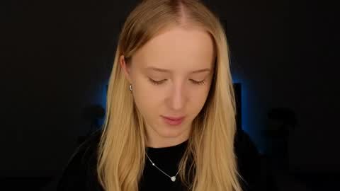 Adele online show from May 7, 2026, 8:47 pm