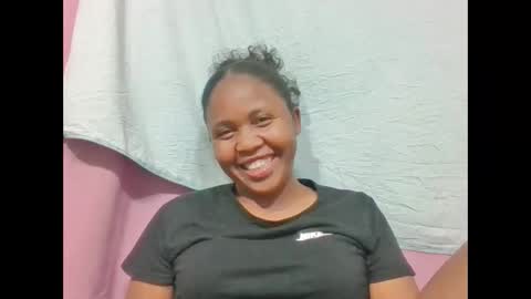 Snapshot of adelealy chatting on September 26, 2025, 7:18 pm adelealy online show from September 26, 2025, 7:18 pm