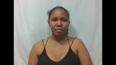 Snapshot of adelealy chatting on October 7, 2025, 4:31 am adelealy online show from October 7, 2025, 4:31 am