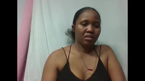 Snapshot of adelealy chatting on October 18, 2025, 3:02 pm adelealy online show from October 18, 2025, 3:02 pm
