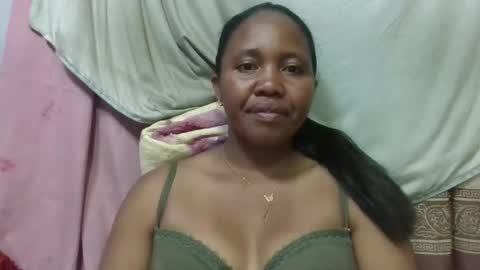 adelealy online show from April 25, 2026, 2:58 am