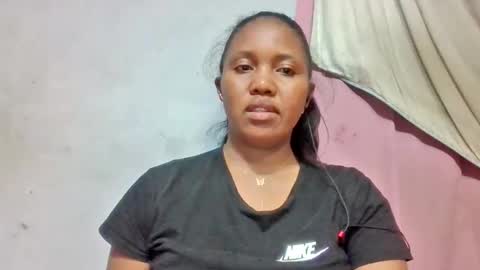 adelealy online show from May 9, 2026, 7:13 am
