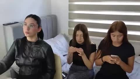 Snapshot of adelein_foxxx chatting on November 15, 2025, 3:52 pm adellein foxx online show from November 15, 2025, 3:52 pm