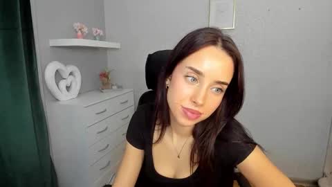 Adele online show from February 26, 2026, 6:45 am