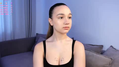 Snapshot of adelexx_zll chatting on February 6, 2026, 4:17 am adelexx_zll online show from February 6, 2026, 4:17 am