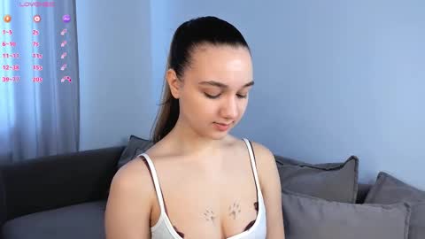 adelexx_zll online show from March 12, 2026, 5:24 am