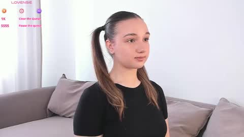 adelexx_zll online show from April 30, 2026, 4:30 am