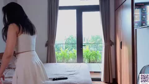 Adelia online show from November 7, 2025, 1:05 am