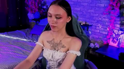 miss Ada online show from September 15, 2025, 8:58 am