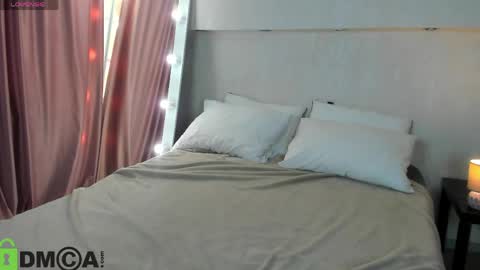 Adelina bliss online show from April 27, 2026, 1:14 am