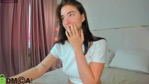 Adelina bliss online show from May 10, 2026, 9:25 am