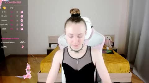 Adelina online show from September 19, 2025, 11:44 am