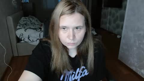adelinalawson online show from May 8, 2026, 7:57 am
