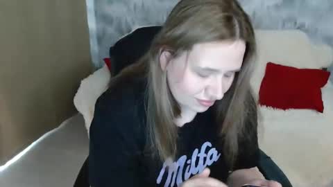 adelinalawson online show from June 11, 2026, 7:28 am