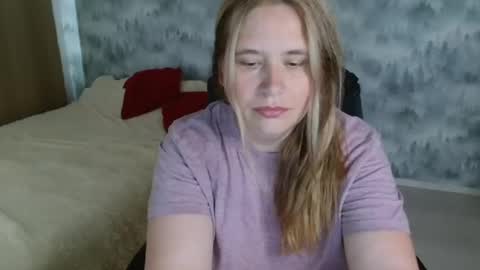 adelinalawson online show from July 28, 2026, 9:48 am