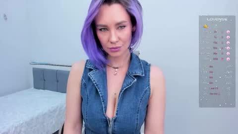 Selena online show from February 6, 2026, 6:40 am