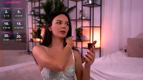 Adelle online show from October 11, 2025, 5:50 am