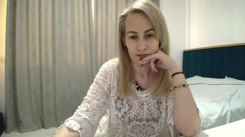 Adellyn online show from May 9, 2026, 6:02 pm