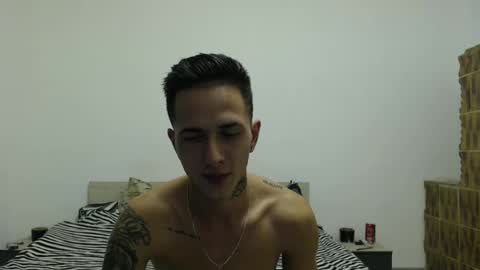 Snapshot of adonis0892 chatting on October 26, 2025, 5:52 pm adonis0892 online show from October 26, 2025, 5:52 pm