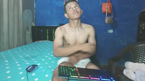 Snapshot of adonis5_ chatting on January 8, 2026, 11:40 pm Adonis online show from January 8, 2026, 11:40 pm