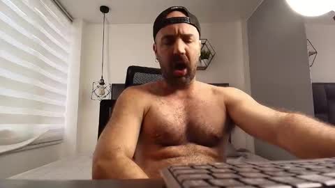 Snapshot of adonis_art01 chatting on October 23, 2025, 8:29 pm Juan online show from October 23, 2025, 8:29 pm
