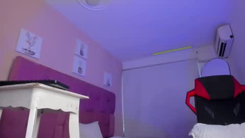 Snapshot of adonis_hot_xx chatting on October 2, 2025, 8:49 pm adonis_hot_xx online show from October 2, 2025, 8:49 pm