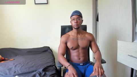 Adonis Knight  online show from September 15, 2025, 3:23 pm