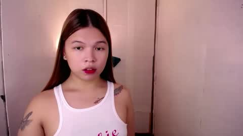 adorabletsforyouxx online show from January 14, 2025, 2:43 pm